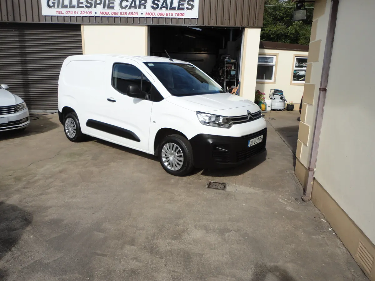 Citroen Berlingo 2020 - Image 2