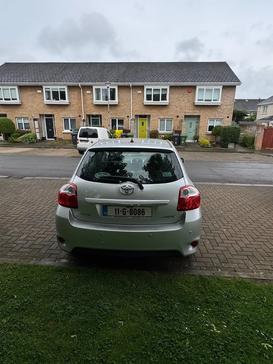 toyota auris - Image 2
