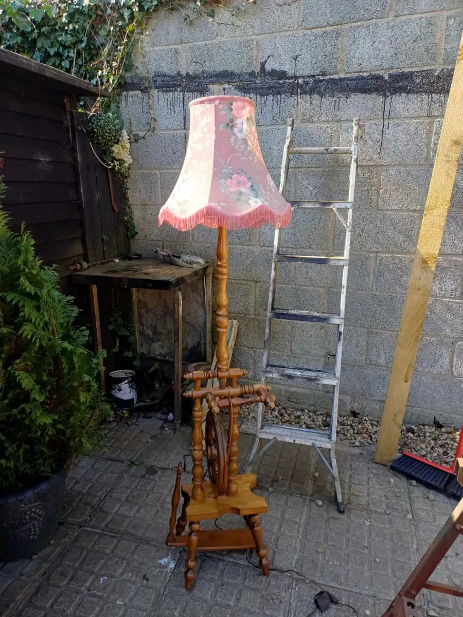 Vintage Spinning Wheel Floor Lamp - Image 4