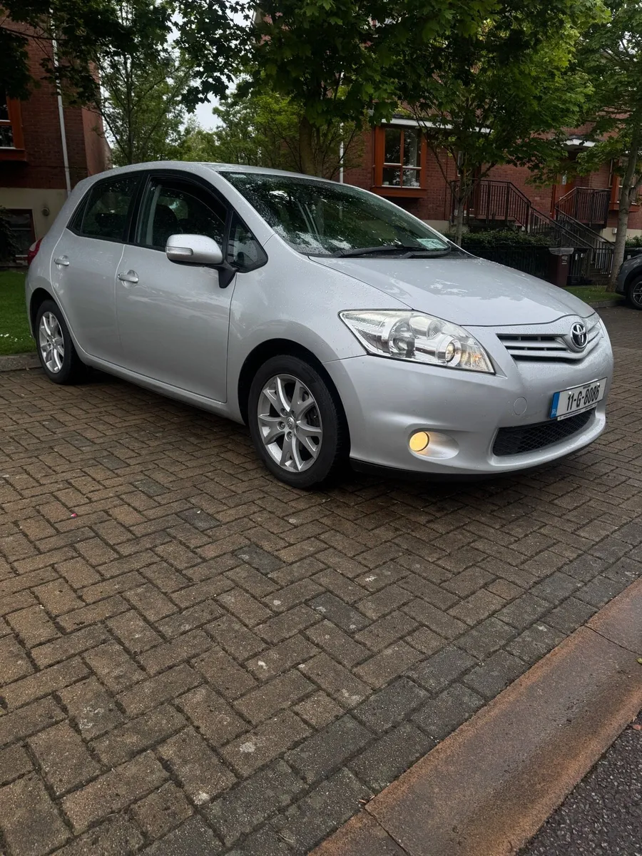 toyota auris - Image 4