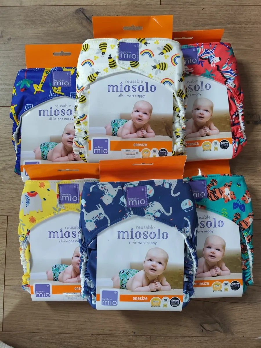 Cloth Nappy Bundle + Inserts - Image 1