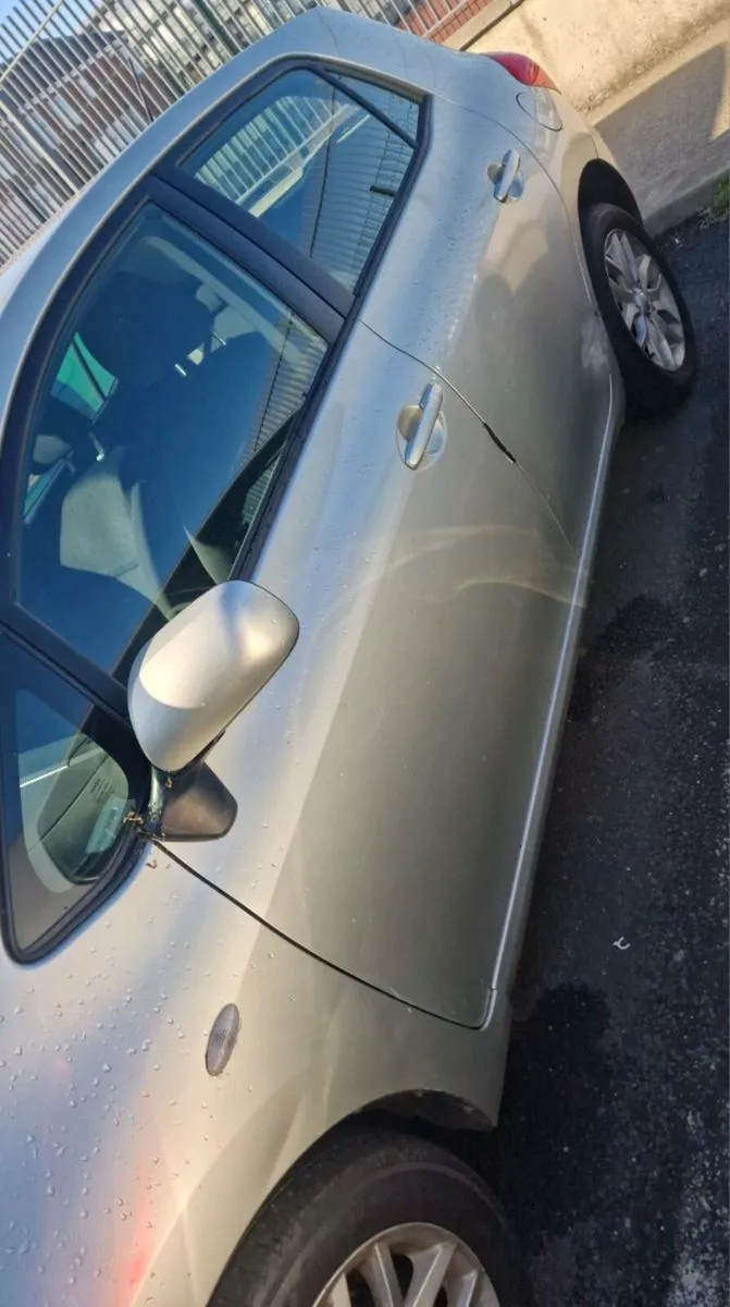 Toyota auris 2007  good condition no NCT - Image 3