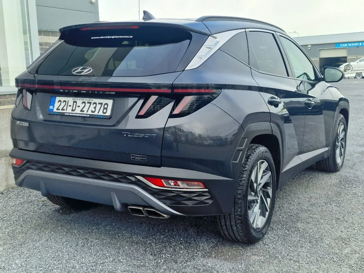 Hyundai Tucson Executive Plus Diesel 5DR - Image 3