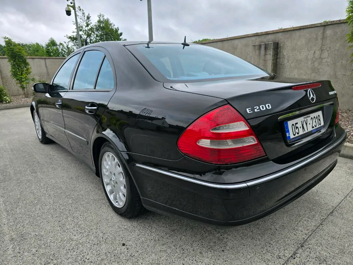 Mercedes E200 Kompressor Avantgarde - Image 2