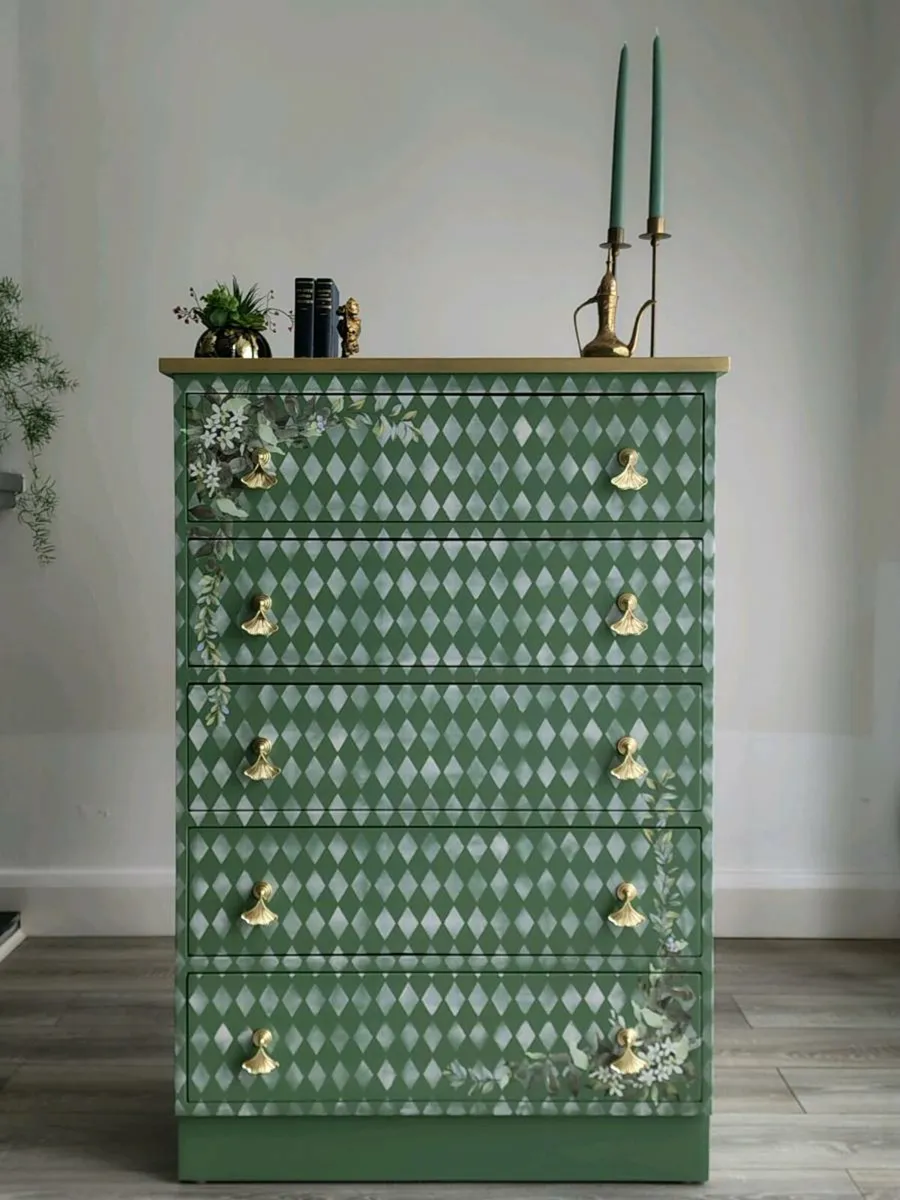 Vintage chest of drawers - Image 1