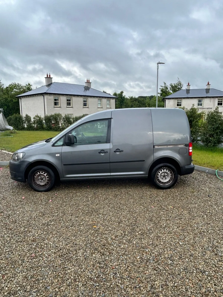 VW Caddy Van - Image 2