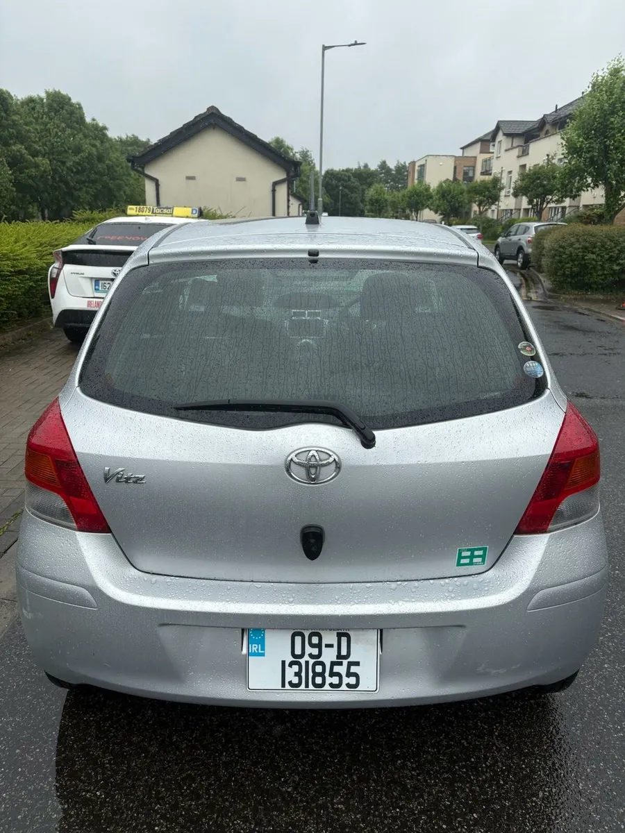 Toyota Vitz 2009 Automatic (Low Milage) - Image 2