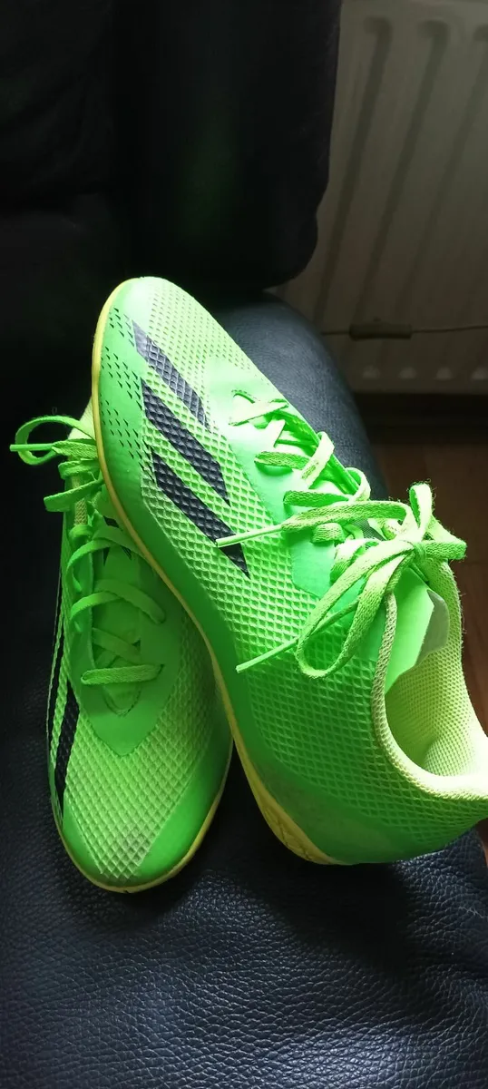 Football Boots Astro - Image 1
