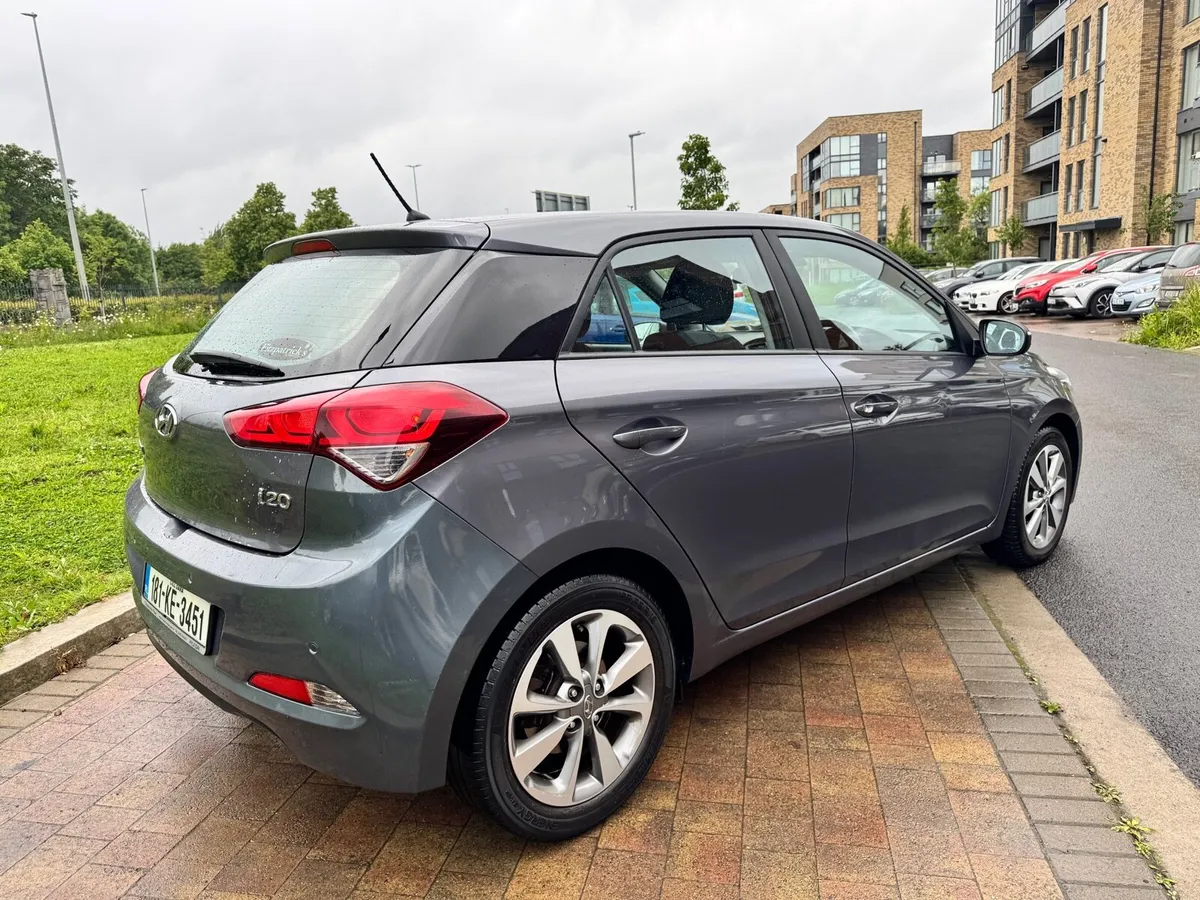 Hyundai i20 - Image 3