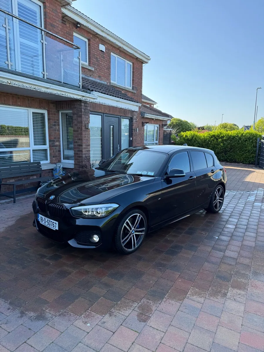 BMW 1 Series Shadow Edition 2018 118D - Image 1