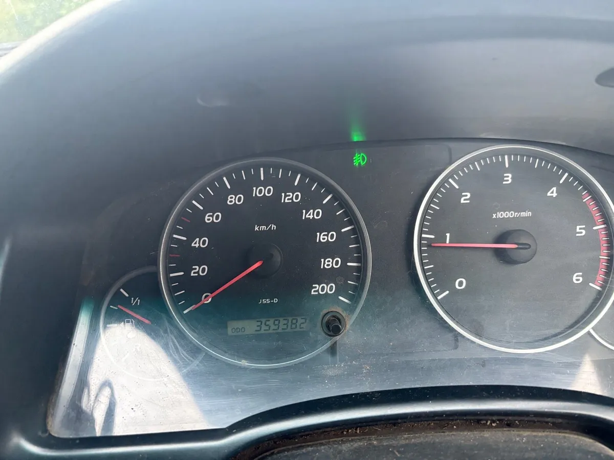Toyota Landcruiser - Image 3
