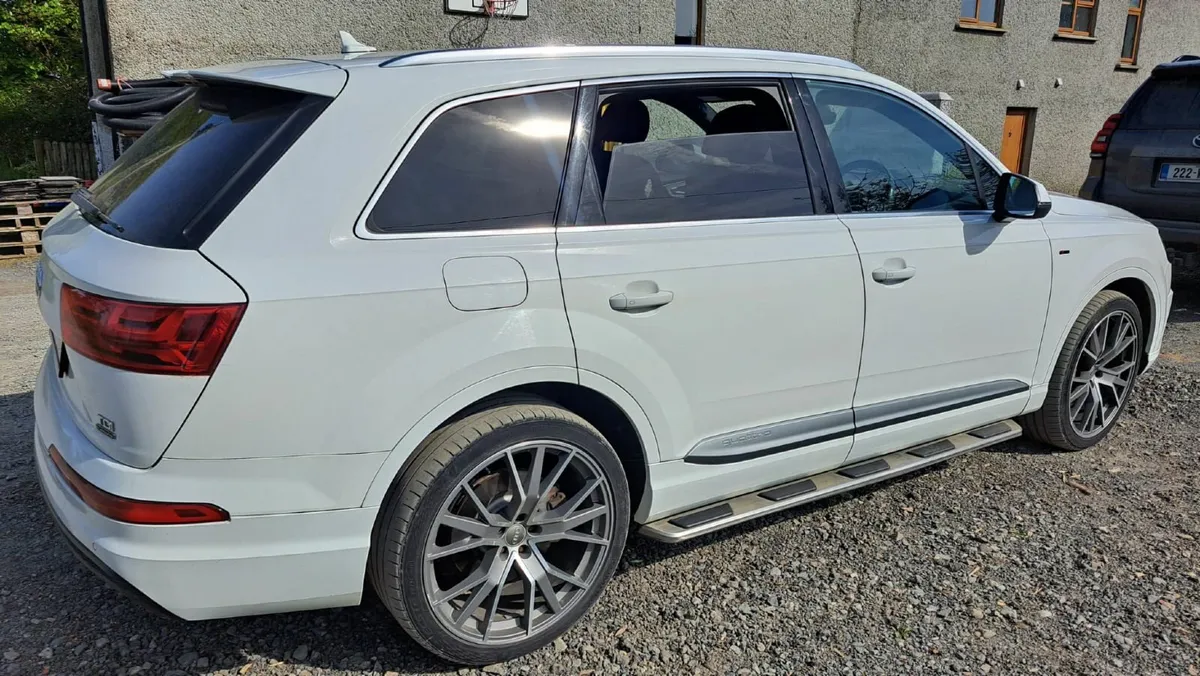 Audi Q7 2018 - Image 3