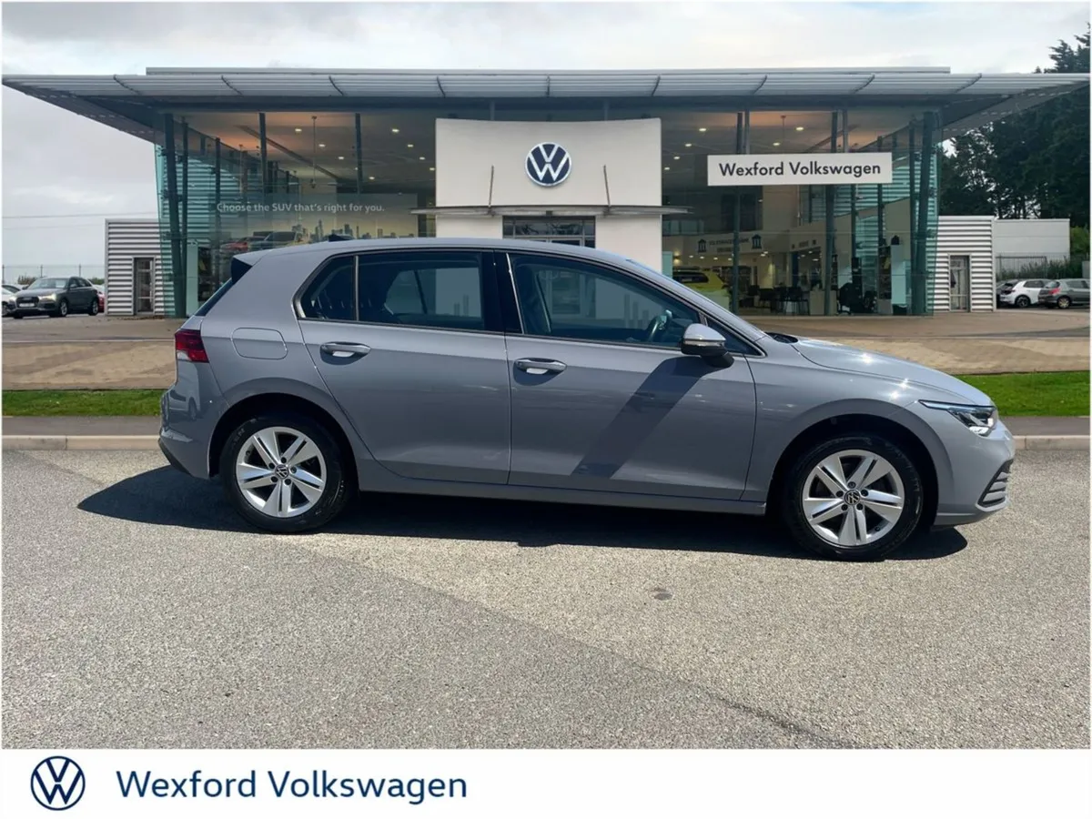 Volkswagen Golf Life 1.0etsi Mhev 110HP Auto - Image 4