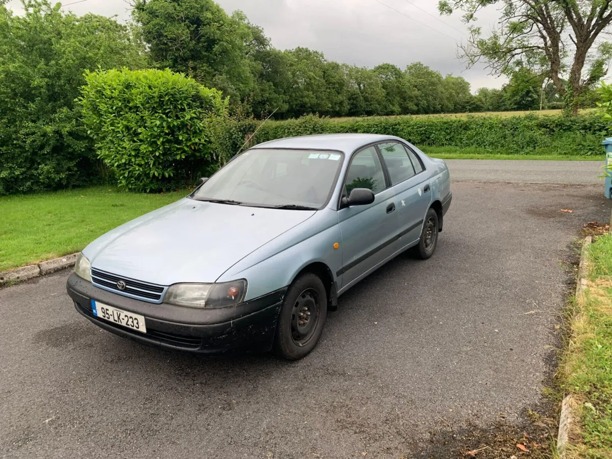 95 Toyota Carina E - Image 2