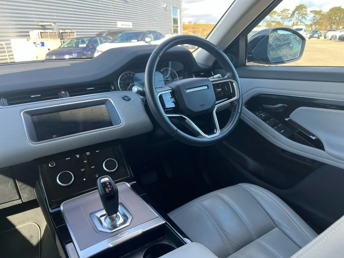 Land Rover Range Rover Evoque 1.5 Phev 300HP 4WD - Image 3