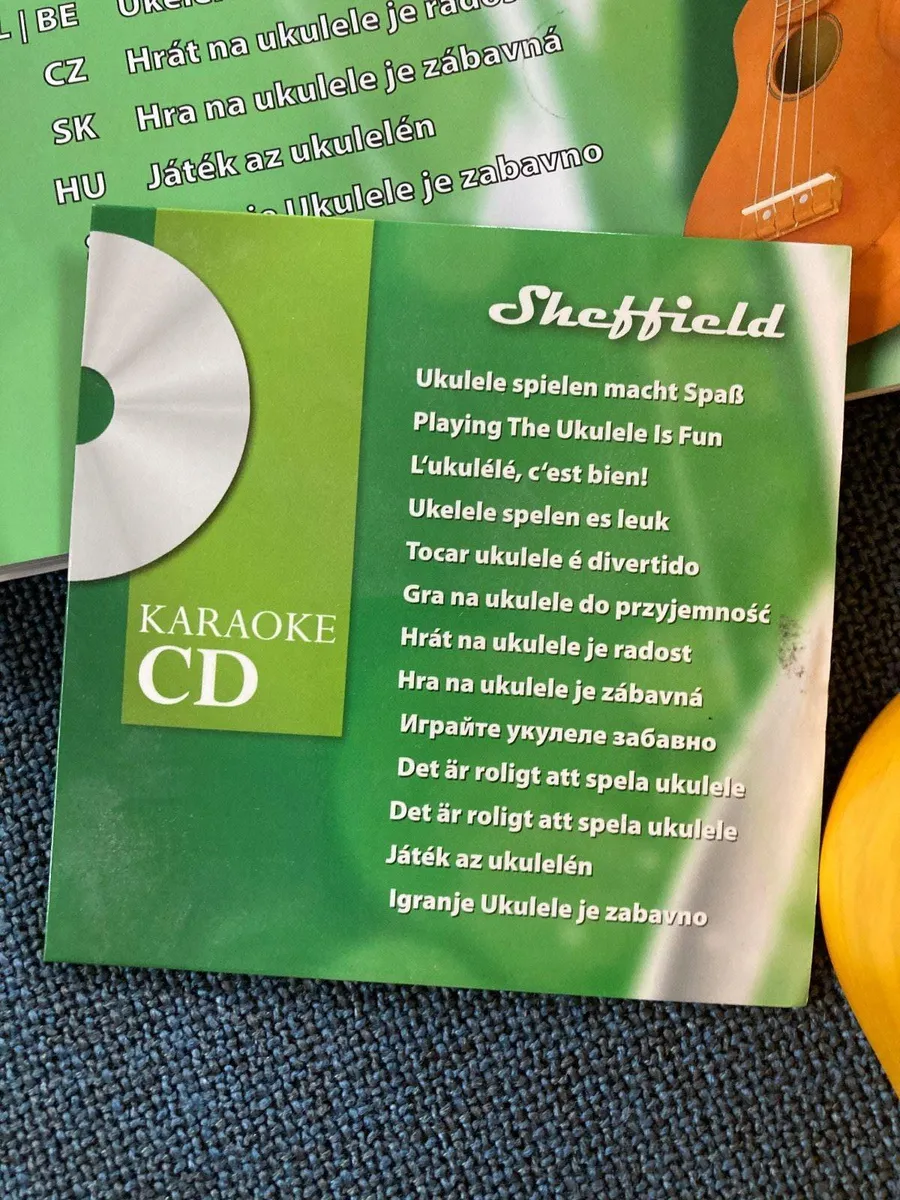 Ukulele - Image 3