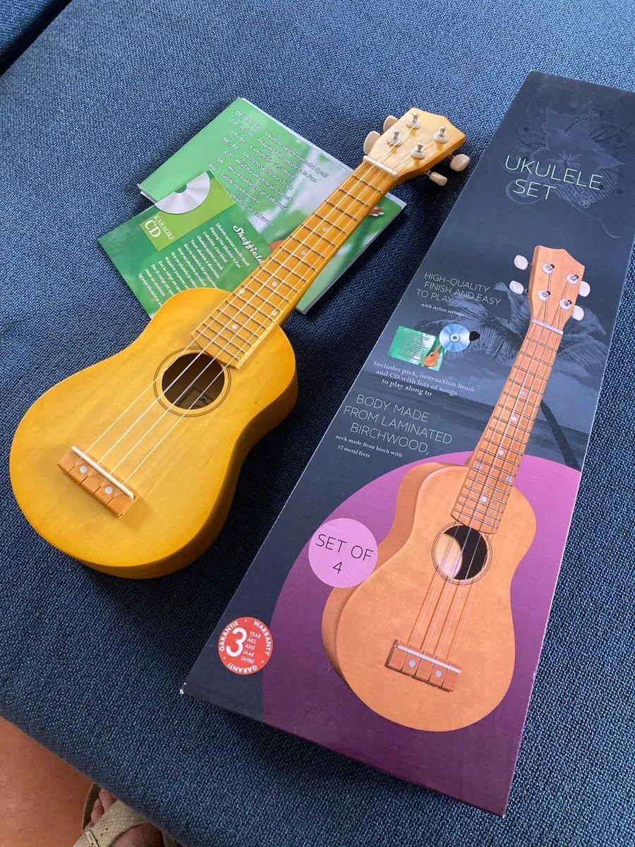 Ukulele - Image 1