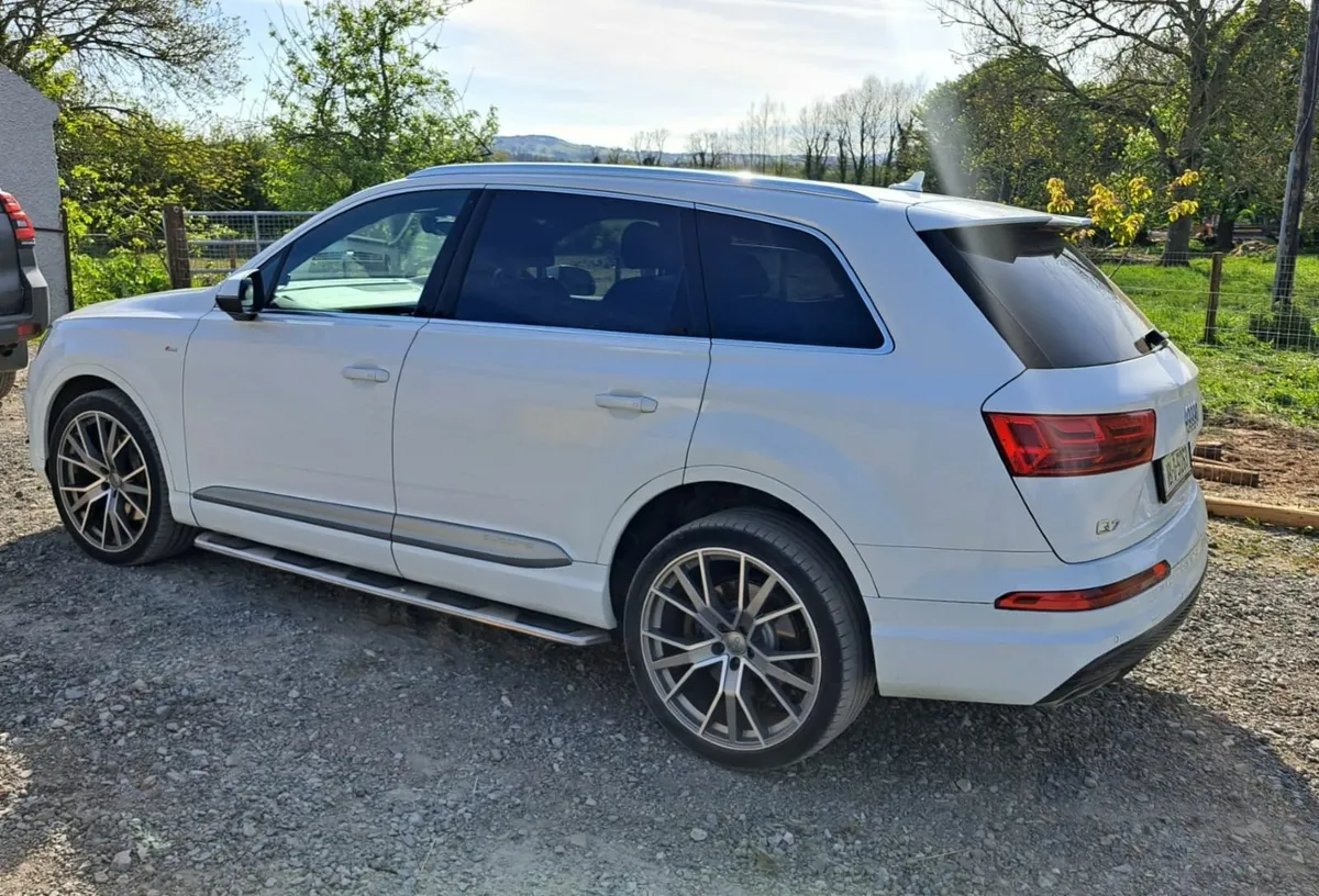 Audi Q7 2018 - Image 4