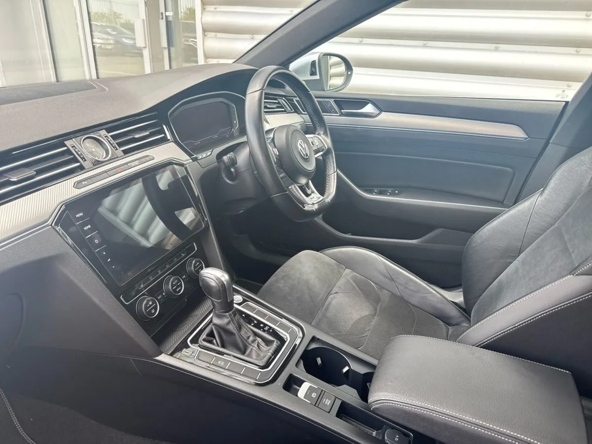 Volkswagen Arteon R-line 2.0tdi 190HP Auto - Image 3