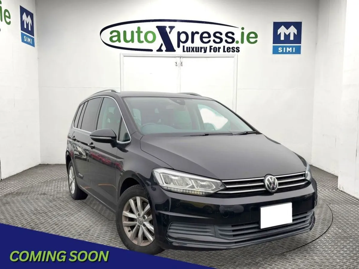 Volkswagen Touran 2.0 TDI Automatic  Reversing Ca - Image 1