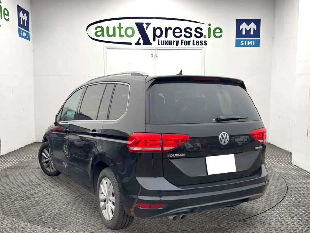 Volkswagen Touran 2.0 TDI Automatic  Reversing Ca - Image 3