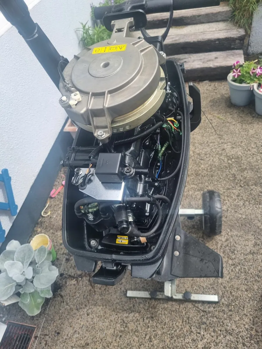 outboard engine - Image 4