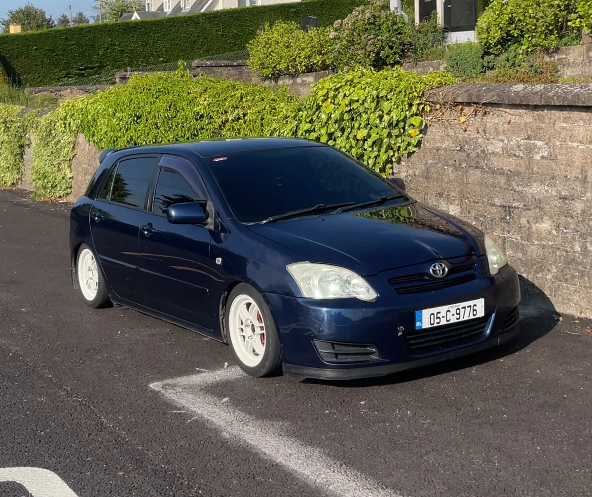 E12 Toyota Corolla - Image 3