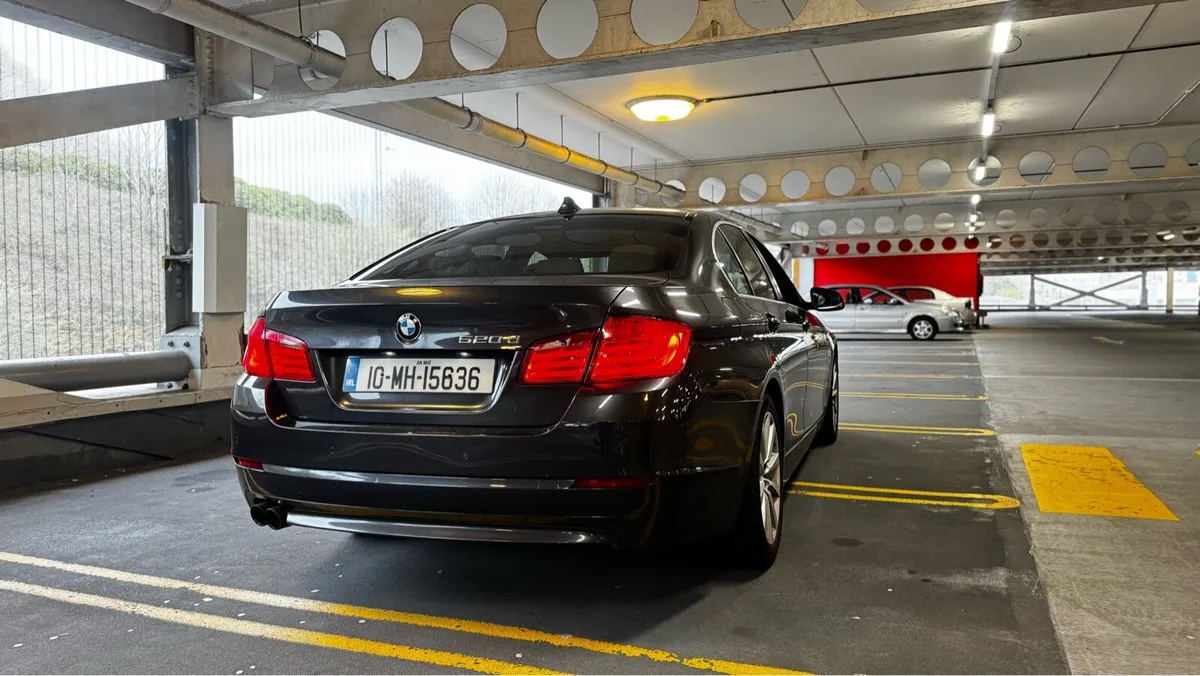 BMW f10 520D High Spec Low kms - Image 3
