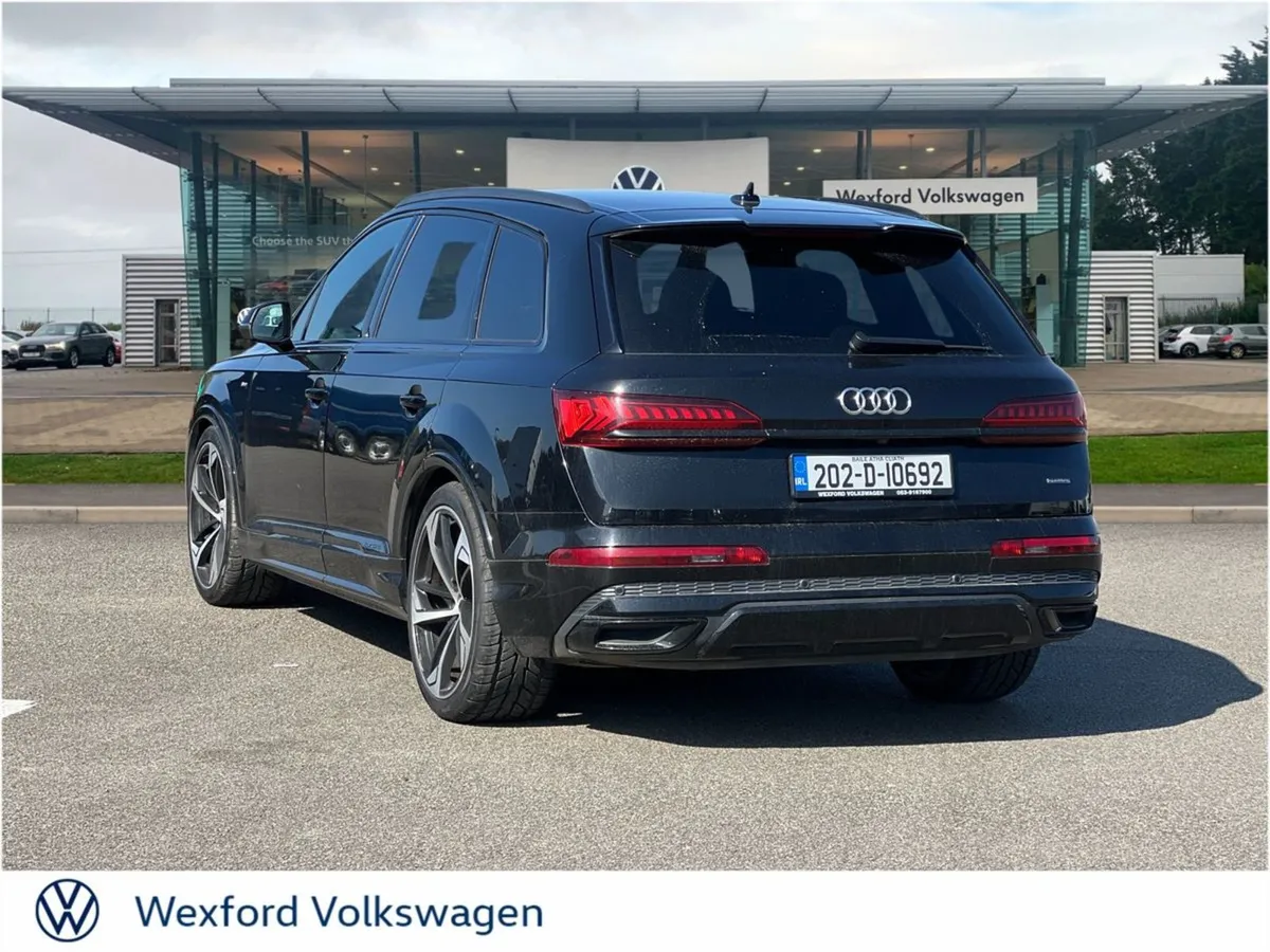 Audi Q7 S-line 3.0tdi 231HP Auto - Image 4