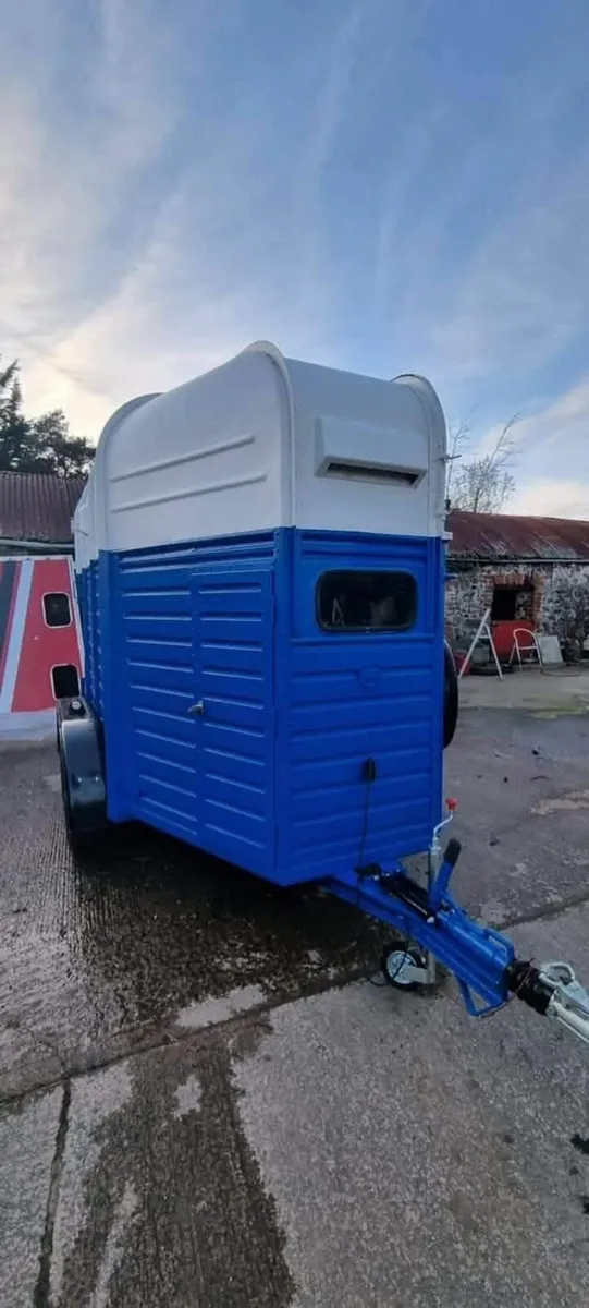 Horse box - Image 3