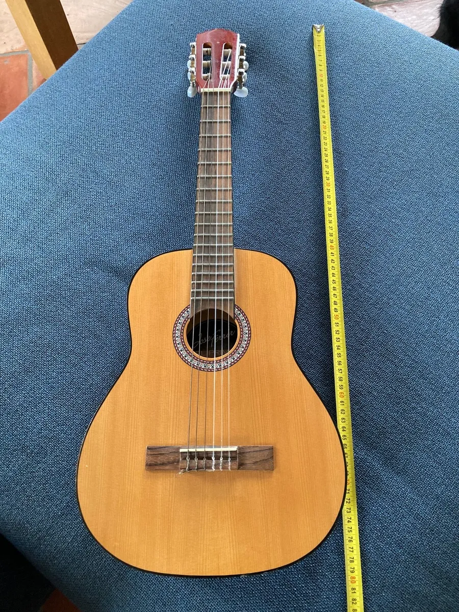 Kids guitar - Image 3