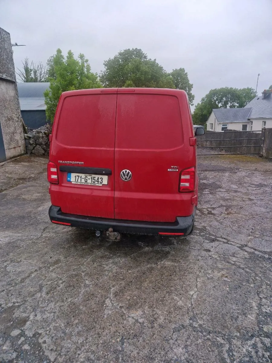 Volkswagen Transporter - Image 4