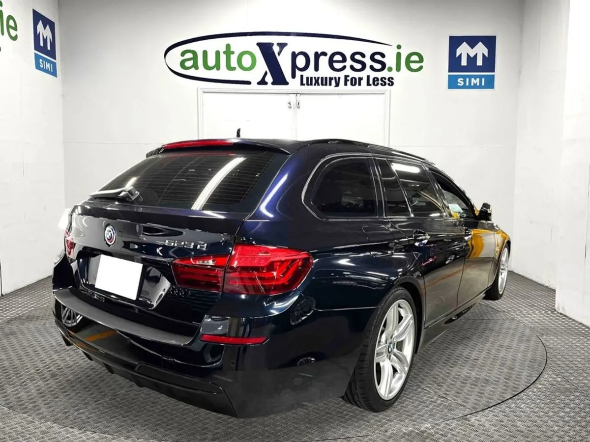 BMW 5 Series 523D Touring Automatic  Reversing Ca - Image 3