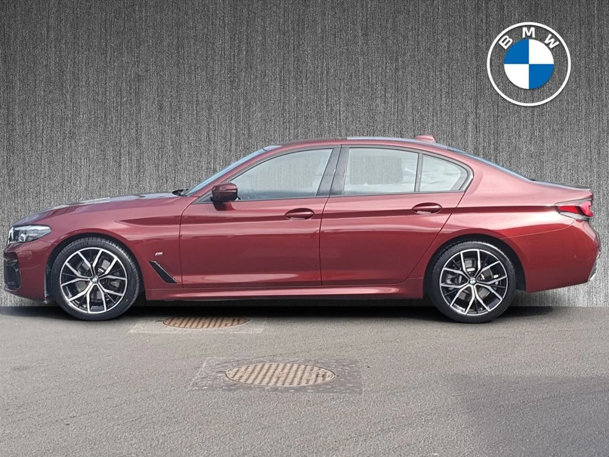 BMW 5 Series 520d M Sport Saloon - Image 4