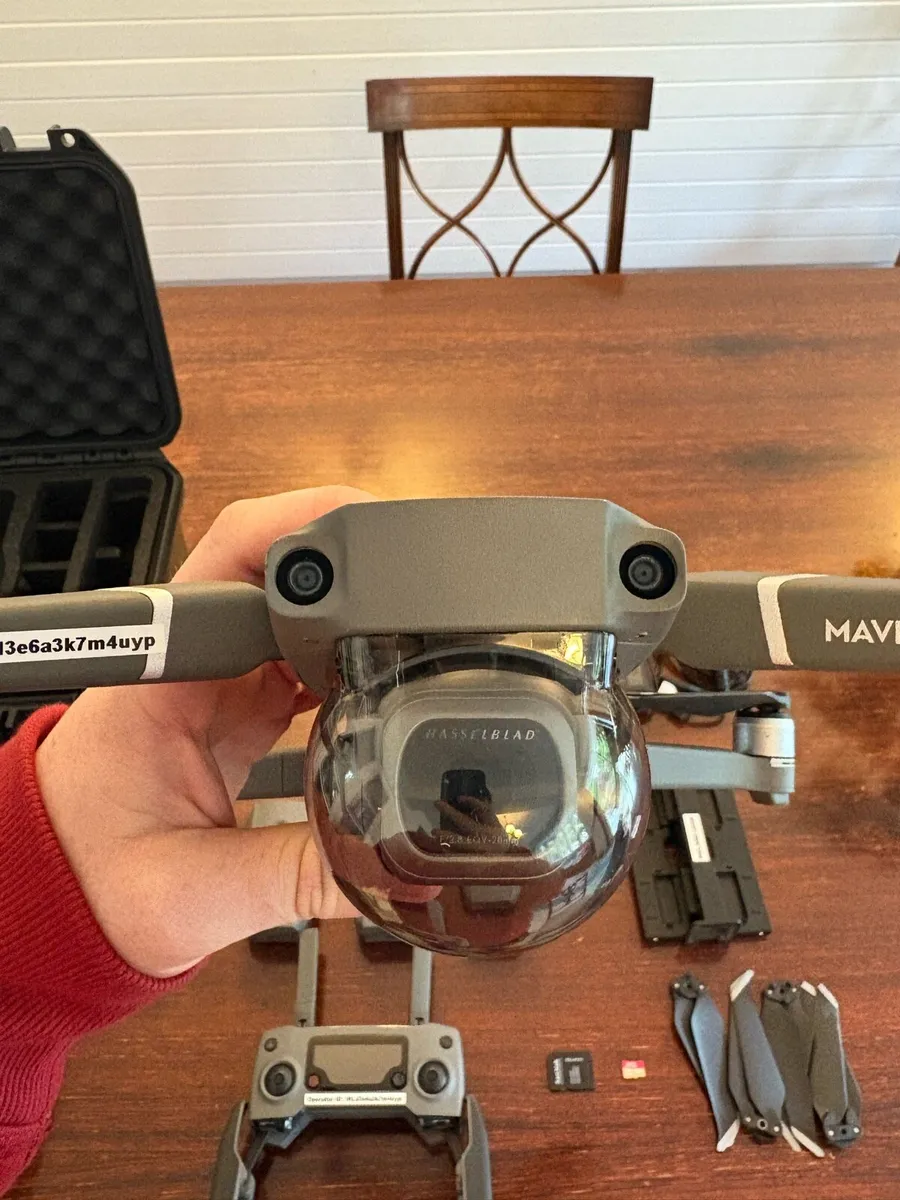 DJI Mavic Pro 2, Fly More Package, 4x Batteries - Image 2