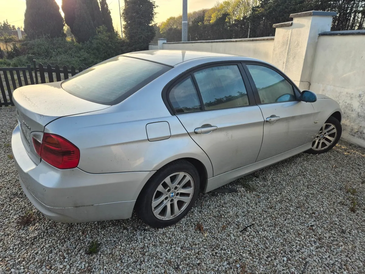 BMW 3-Series 2007 - Image 1