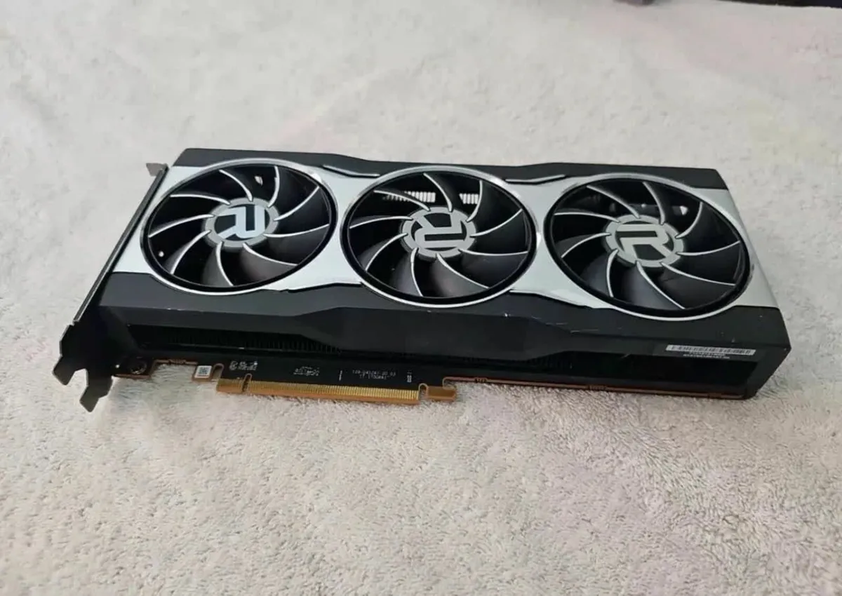 AMD Radeon RX 6800 16GB RAM - Graphics Card - Image 1