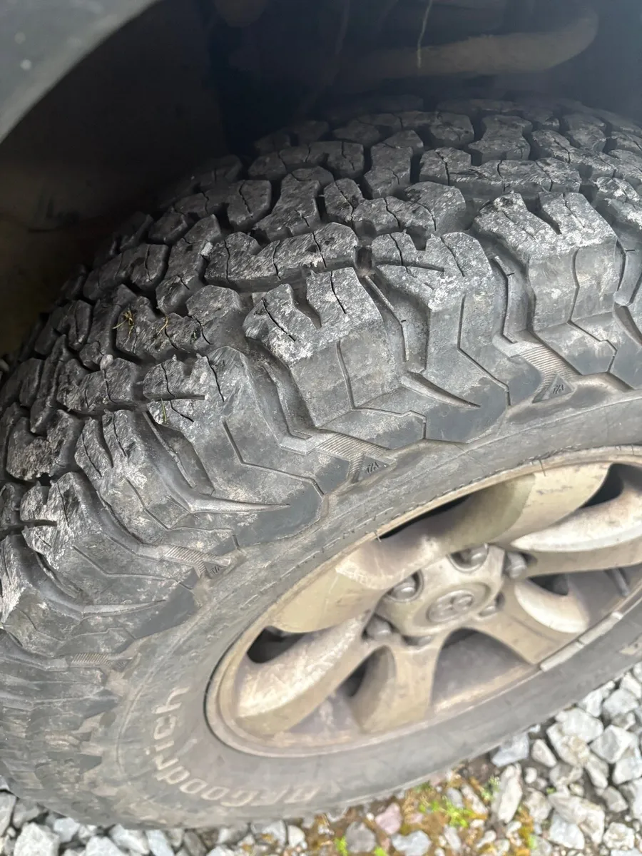 Toyota Landcruiser - Image 4