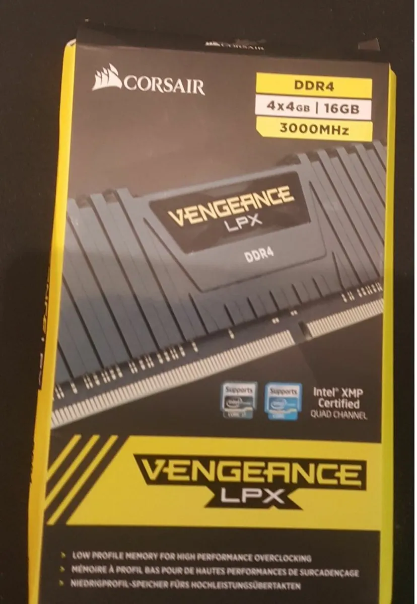 Corsair Vengeance LPX 16GB  DDR4 3000MHz RAM