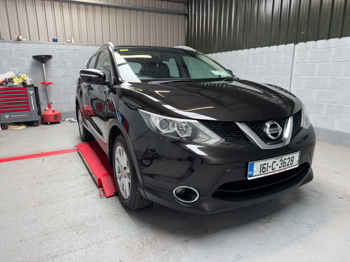 162 NISSAN QASHQAI       PANORAMIC ROOF ! - Image 3