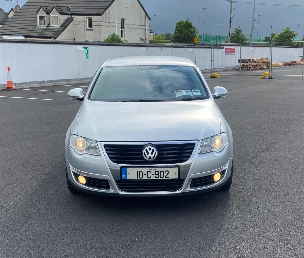10 Vw Passat 1.6 TDI. Nct 02.26 & Tax 09.25. - Image 2