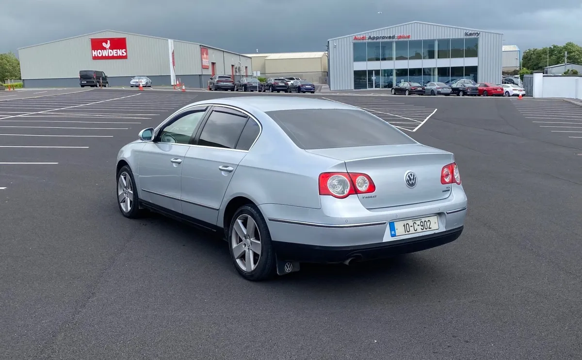 10 Vw Passat 1.6 TDI. Nct 02.26 & Tax 09.25. - Image 4