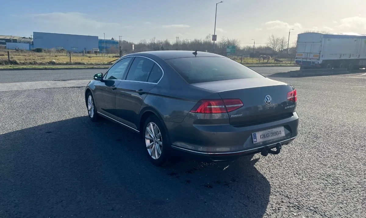 VW Passat **quick sale** - Image 3