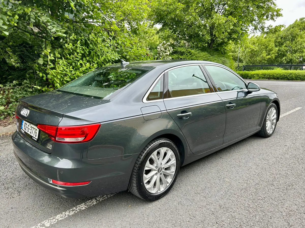Audi A4 Ultra 2.0 TDI - Image 2