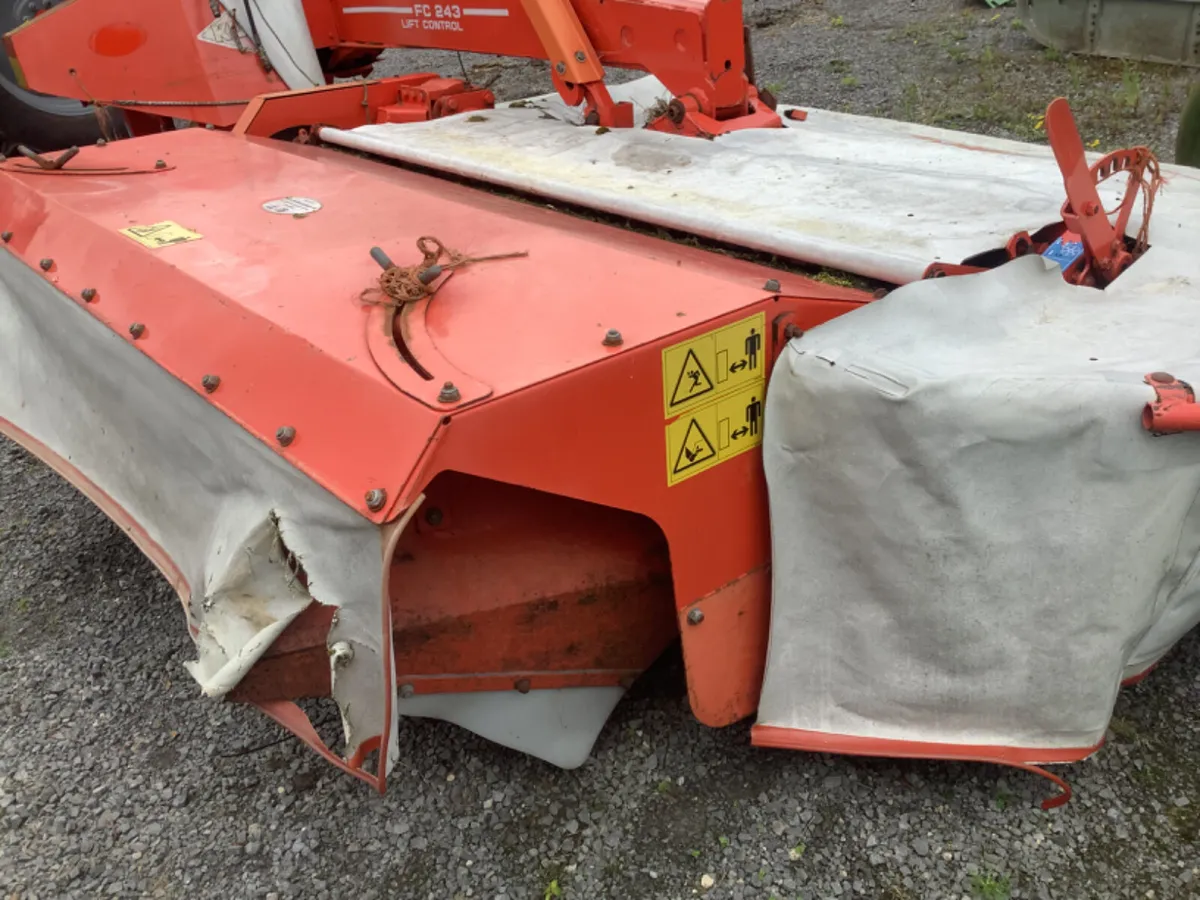 Kuhn 243 Mower conditioner - Image 4