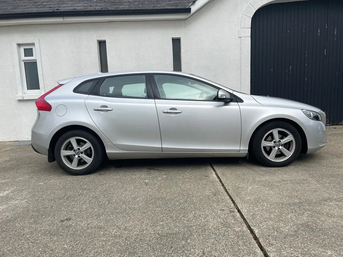 Volvo V40 1.6D 2013 - Image 3