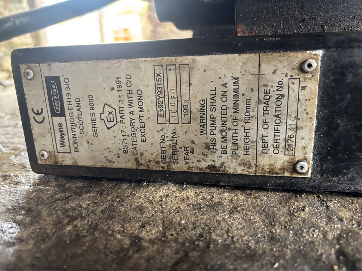Diesel oil pump - Image 2