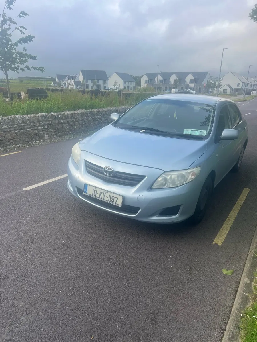 Toyota Corolla 1.4 petrol 2010 - Image 2