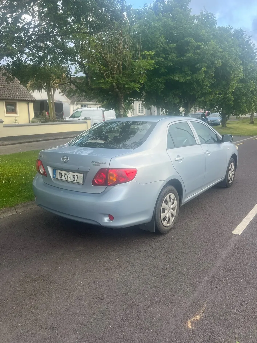Toyota Corolla 1.4 petrol 2010 - Image 3