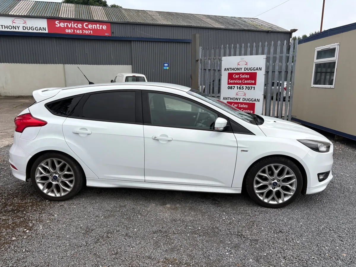 2017 Ford Focus st line 1 ltr - Image 2